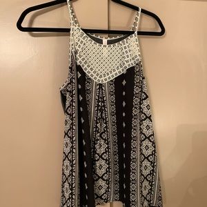 Flowing tank top